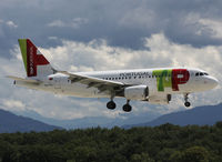 CS-TTJ @ LSGG - Landing rwy 23 - by Shunn311