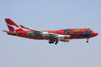 VH-OEJ @ DFW - Wunala Dreaming - Qantas 747 arriving at DFW Airport - by Zane Adams