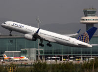 N18112 @ LEBL - Taking off from rwy 25L with 'United' titles - by Shunn311