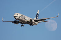 N524AS @ LAS - Alaska Airlines N524AS (FLT ASA610) from Seattle-Tacoma Int'l (KSEA) on short final to RWY 25L. - by Dean Heald
