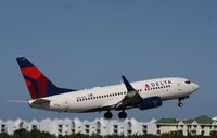 N304DQ @ KEYW - Boeing 737-700 - by Mark Pasqualino
