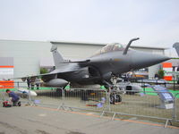1 @ LFPB - on display at SIAE 2007 - by B777juju