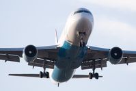 OE-LAY @ LOWW - Austrian Airlines 767-300 - by Andy Graf-VAP