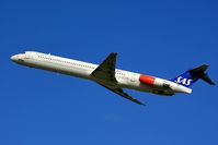 LN-RMM @ EGCC - Back to Scandinavia!! - by glider