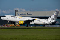 EC-FDB @ EHAM - Vueling Airlines - by Thomas Posch - VAP