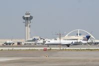 N917SW @ KLAX - Rolling out 25L - by Nick Taylor