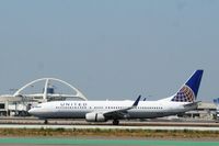 N27205 @ KLAX - Landing 25L - by Nick Taylor