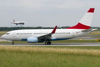OE-LNN @ LOWW - Without titles - by Bernd Karlik - VAP