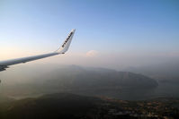 EI-DWV @ LIME - Approaching BGY - by Bernd Karlik - VAP