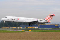 EC-LQS @ LOWL - Volotea - by Martin Nimmervoll
