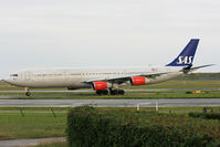 LN-RKF @ EKCH - Taken at EKCH. - by Phil Greiml