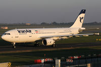 EP-IBB @ BUD - IranAir - by Chris Jilli