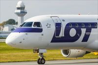 SP-LIN @ EPWA - Embraer ERJ-170-200LR - by Jerzy Maciaszek
