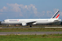 F-GMZB @ LFKB - Take off. Scrapped in october 2022. - by micka2b