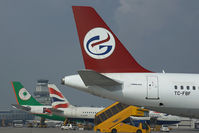 TC-FBF @ LOWW - Freebird Airbus 320 - by Dietmar Schreiber - VAP