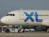 F-HDCE @ LFPG - XLF [SE] XL Airways France - by Jean Goubet-FRENCHSKY