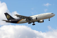 N144UP @ DFW - UPS at DFW Airport - by Zane Adams