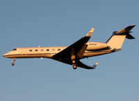 N885WT @ LFBO - Landing rwy 32L - by Shunn311