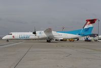 LX-LGN @ LOWW - Dash 8-400 Luxair - by Dietmar Schreiber - VAP