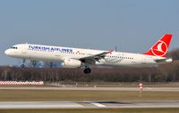 TC-JRY @ EDDL - Turkish A321 landing in DUS - by FerryPNL