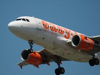 G-EZAM @ LFBD - EZY5013 from Gatwick - by Jean Goubet-FRENCHSKY