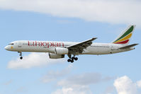 ET-AMK @ EDDF - Ethiopian Airlines Boeing 757 - by Thomas Ranner