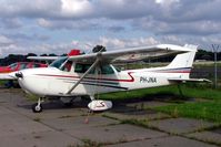 PH-JNA @ EHRD - Cessna 172P Skyhawk [172-75773] Rotterdam~PH 07/08/2006 - by Ray Barber