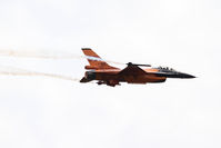 J-015 @ LOXZ - RNLAF F-16 - by Thomas Ranner