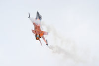 J-015 @ LOXZ - RNLAF F-16 - by Thomas Ranner