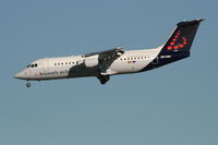 OO-DWI @ EBBR - Arrival of flight SN3594 to RWY 20 - by Daniel Vanderauwera