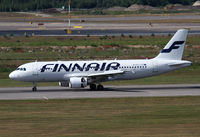 OH-LXK @ EFHK - Finnair A320 - by Thomas Ranner