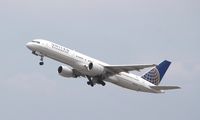 N563UA @ KLAX - Boeing 757-200 - by Mark Pasqualino