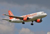 G-EZTH @ EGKK - Approach to 08R - by John Coates