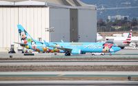 N318AS @ KLAX - Boeing 737-900 - by Mark Pasqualino