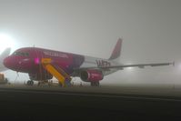HA-LPW @ LOWW - Wizzair Airbus 320 - by Dietmar Schreiber - VAP