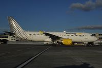 EC-LVC @ LOWW - Vueling Airbus 320 - by Dietmar Schreiber - VAP
