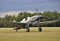G-CDWH @ LFFQ - at lffq - by Volker Hilpert