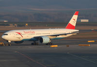 OE-LPD @ LOWW - Austrian B777 - by Thomas Ranner