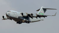 98-0052 @ ETAR - on final RW27 - by Friedrich Becker