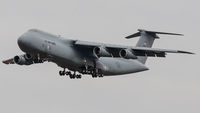 87-0041 @ ETAR - on final RW27 - by Friedrich Becker