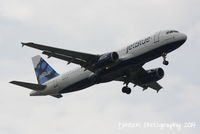 N656JB @ KSRQ - JetBlue Flight 163 (N656JB) California Blue arrives at Sarasota-Bradenton International Airport following a flight from John F Kennedy International Airport - by Donten Photography