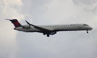 N166PQ @ DTW - Pinnacle CRJ-900 - by Florida Metal