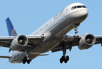 N33103 @ EGLL - London Heathrow - United Airlines - by KellyR115