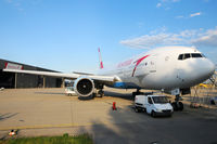 OE-LPE @ VIE - Austrian Airlines - by Chris Jilli