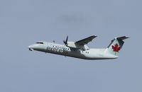 C-GEWQ @ SEA - Taking off at Seattle. - by Murray Lundberg