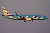 4X-EKU @ LOWW - UP Boeing 737 - by Andreas Ranner