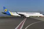 UR-EMD @ LOWW - Ukraine International Embraer 190 - by Dietmar Schreiber - VAP