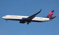 N821DN @ MCO - Delta 737-900 - by Florida Metal