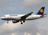 D-AILK @ EDDF - Landing rwy 25L - by Shunn311