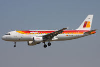 EC-LVD @ LEBL - Landing - by micka2b